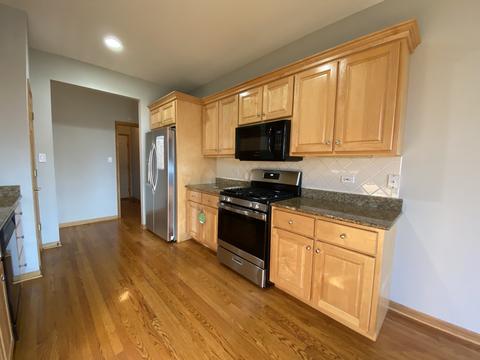 6418 Emerald Ct, Willowbrook, IL 60527 photo 17