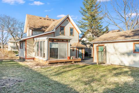 853 Cedar Ave, Elgin, IL 60120 photo 23