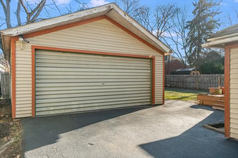 853 Cedar Ave, Elgin, IL 60120 photo 22