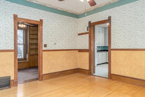 853 Cedar Ave, Elgin, IL 60120 photo 8
