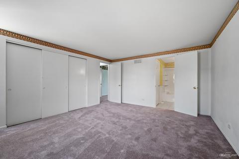 1949 Whitingham Ln, Hoffman Estates, IL 60169 photo 13