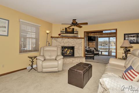 808 S Riverside Dr, Mchenry, IL 60050 photo 14