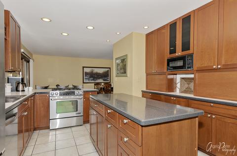 808 S Riverside Dr, Mchenry, IL 60050 photo 10
