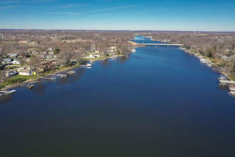 808 S Riverside Dr, Mchenry, IL 60050 photo 48