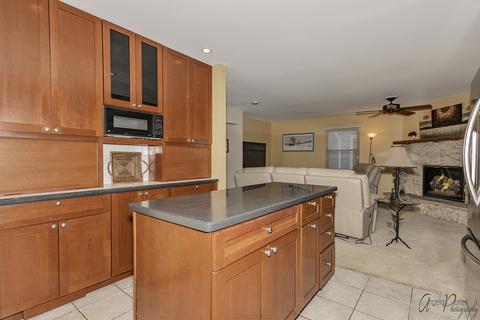 808 S Riverside Dr, Mchenry, IL 60050 photo 9