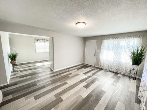 469 E 2nd St, Herscher, IL 60941 photo 2