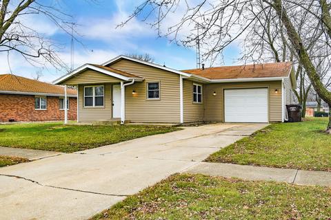 469 E 2nd St, Herscher, IL 60941 photo 1