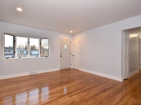 256 E La Porte Dr, Addison, IL 60101 photo 5