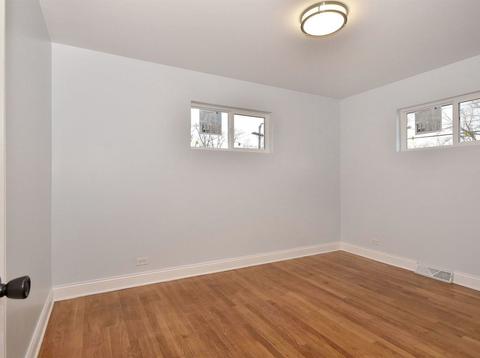 256 E La Porte Dr, Addison, IL 60101 photo 17