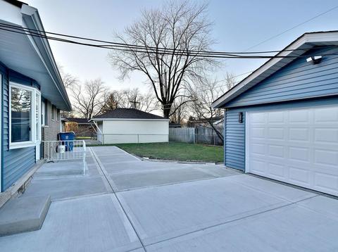 256 E La Porte Dr, Addison, IL 60101 photo 30