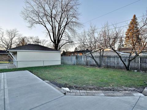 256 E La Porte Dr, Addison, IL 60101 photo 32
