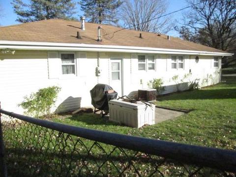 120 Hickory Dr, Lindenhurst, IL 60046 photo 3