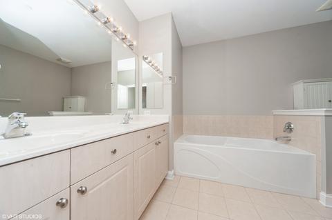 620 Mchenry Rd #204, Wheeling, IL 60090 photo 18