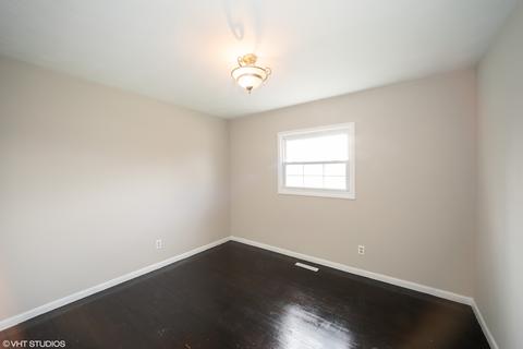 100 Fairview Ct, Walnut, IL 61376 photo 8
