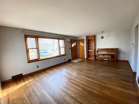 525 S Fraser Ave, Kankakee, IL 60901 photo 3