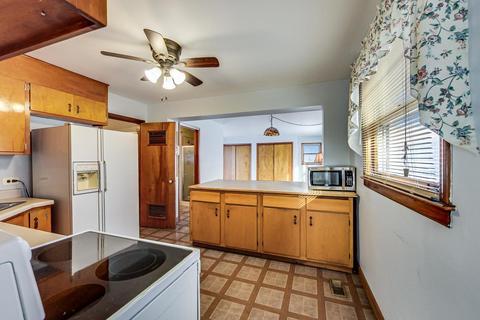 9120 Roach Ave, Brookfield, IL 60513 photo 12
