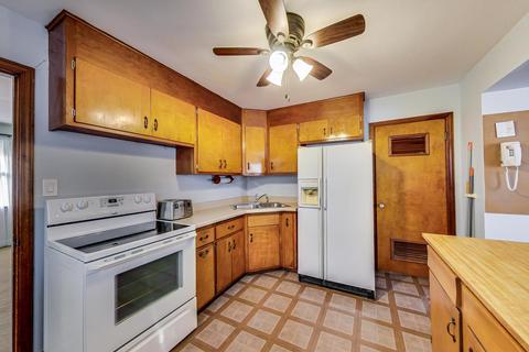 9120 Roach Ave, Brookfield, IL 60513 photo 11