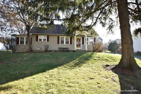 700 Pine St, Batavia, IL 60510 photo 2