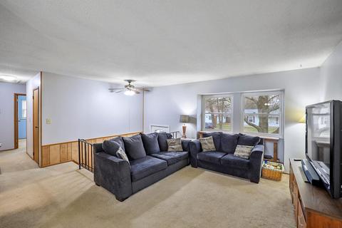 3206 W Daniel St, Champaign, IL 61821 photo 3