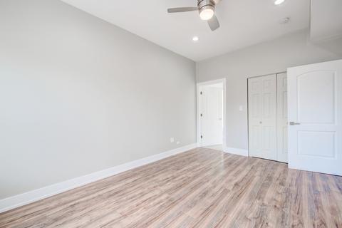 6245 S Champlain Ave, Chicago, IL 60637 photo 28