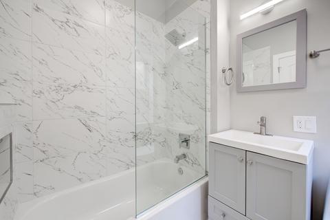 6245 S Champlain Ave, Chicago, IL 60637 photo 10