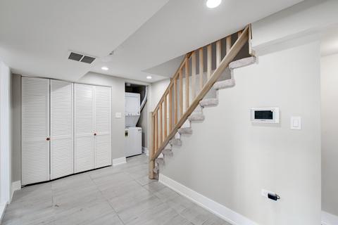 6245 S Champlain Ave, Chicago, IL 60637 photo 36