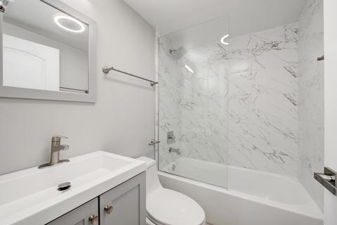 6118 S Champlain Ave, Chicago, IL 60637 photo 16