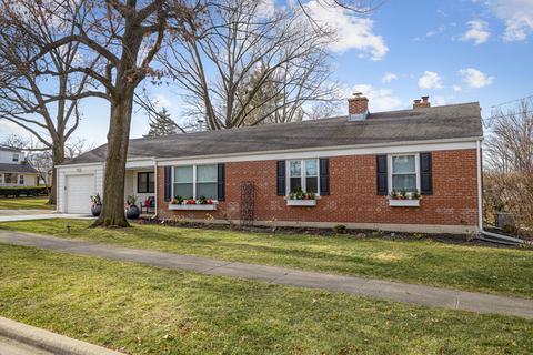 404 S Chase St, Wheaton, IL 60187 photo 2