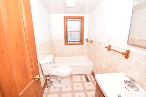311 E Dearborn St, Plano, IL 60545 photo 6