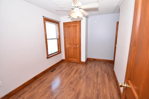 311 E Dearborn St, Plano, IL 60545 photo 8