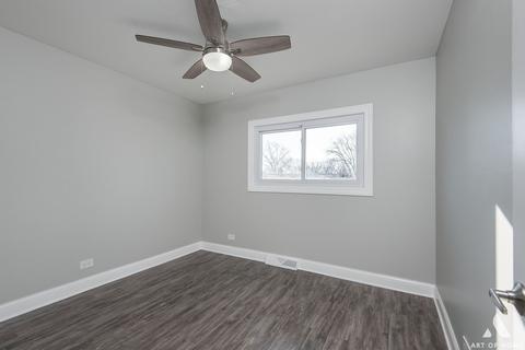 240 King Ln, Des Plaines, IL 60016 photo 14