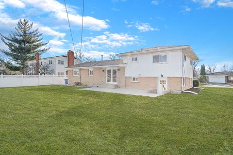 240 King Ln, Des Plaines, IL 60016 photo 21