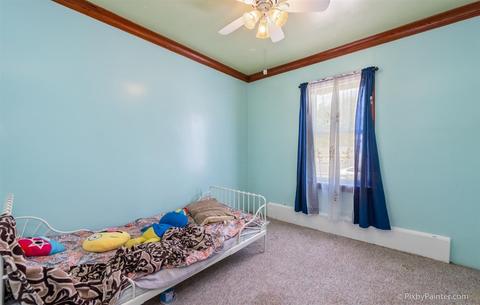 682 Raymond St, Elgin, IL 60120 photo 9