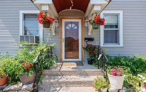 682 Raymond St, Elgin, IL 60120 photo 32