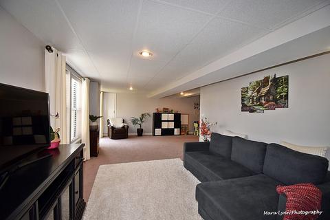 643 Morning Glory Ln, Bartlett, IL 60103 photo 26