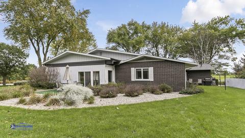 117 S Draper Rd, Mchenry, IL 60050 photo 6