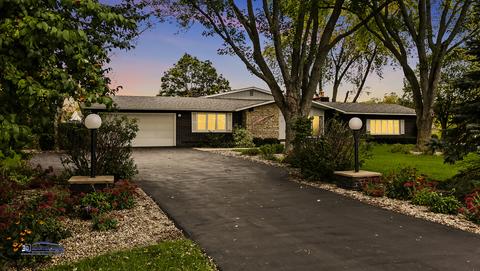 117 S Draper Rd, Mchenry, IL 60050 photo 1