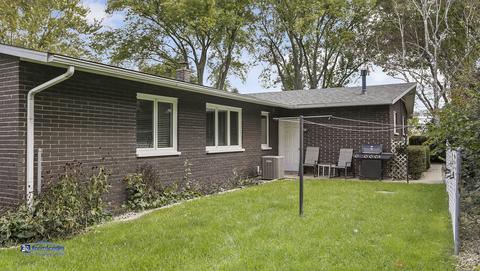 117 S Draper Rd, Mchenry, IL 60050 photo 9