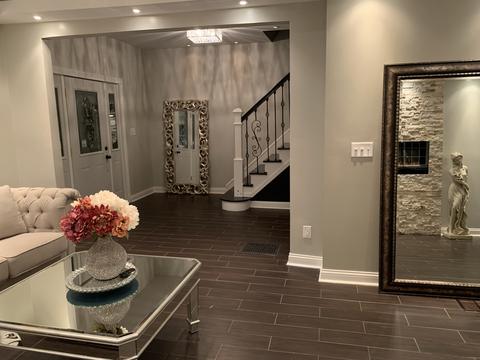 606 Jackson St, Aurora, IL 60505 photo 4