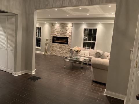 606 Jackson St, Aurora, IL 60505 photo 3