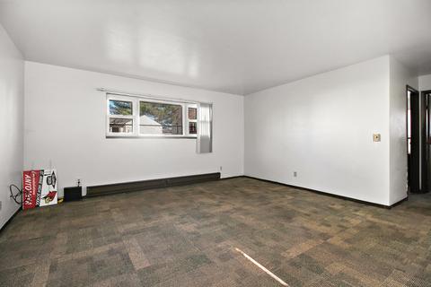 818 S 3rd Ave, Kankakee, IL 60901 photo 3