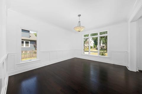 820 S Wheaton Ave, Wheaton, IL 60189 photo 5