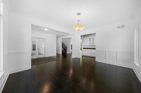 820 S Wheaton Ave, Wheaton, IL 60189 photo 6