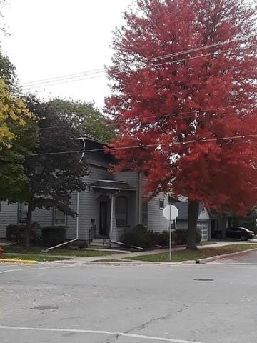 701 Bangs St, Aurora, IL 60505 photo 1