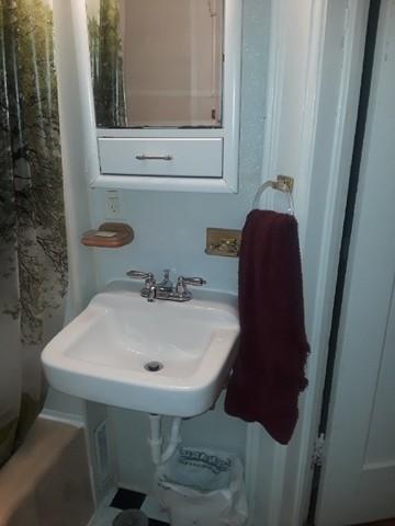 701 Bangs St, Aurora, IL 60505 photo 7