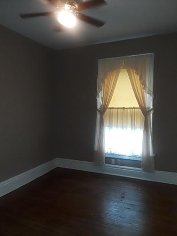 701 Bangs St, Aurora, IL 60505 photo 12