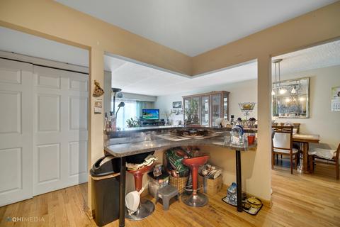 375 Plum Creek Dr #101, Wheeling, IL 60090 photo 8