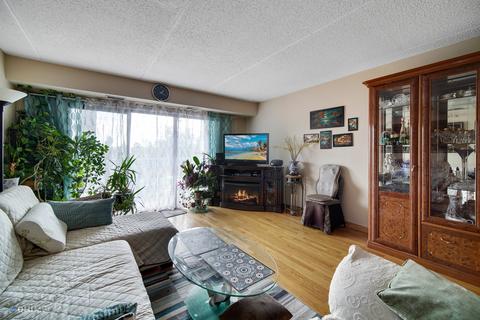 375 Plum Creek Dr #101, Wheeling, IL 60090 photo 13