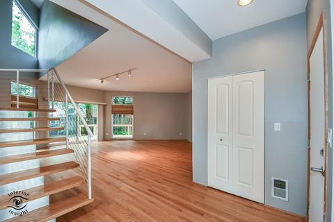 1905 Monroe Ave, Glenview, IL 60025 photo 3