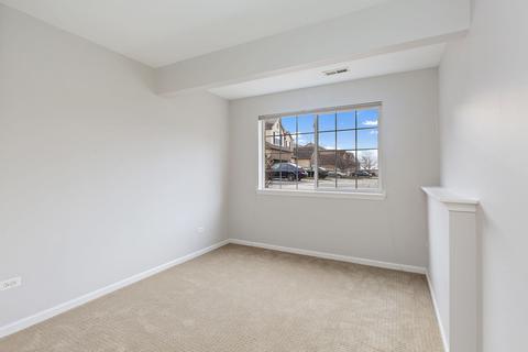 5207 Glenbrook Trl, Mchenry, IL 60050 photo 11